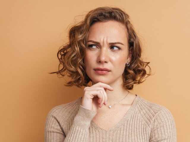 #323 – Entscheidungen statt Vielleicht – wie Du Klarheit gewinnst und losgehst